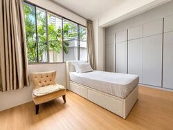 Elizabeth Tower (D9), Apartment #636253191